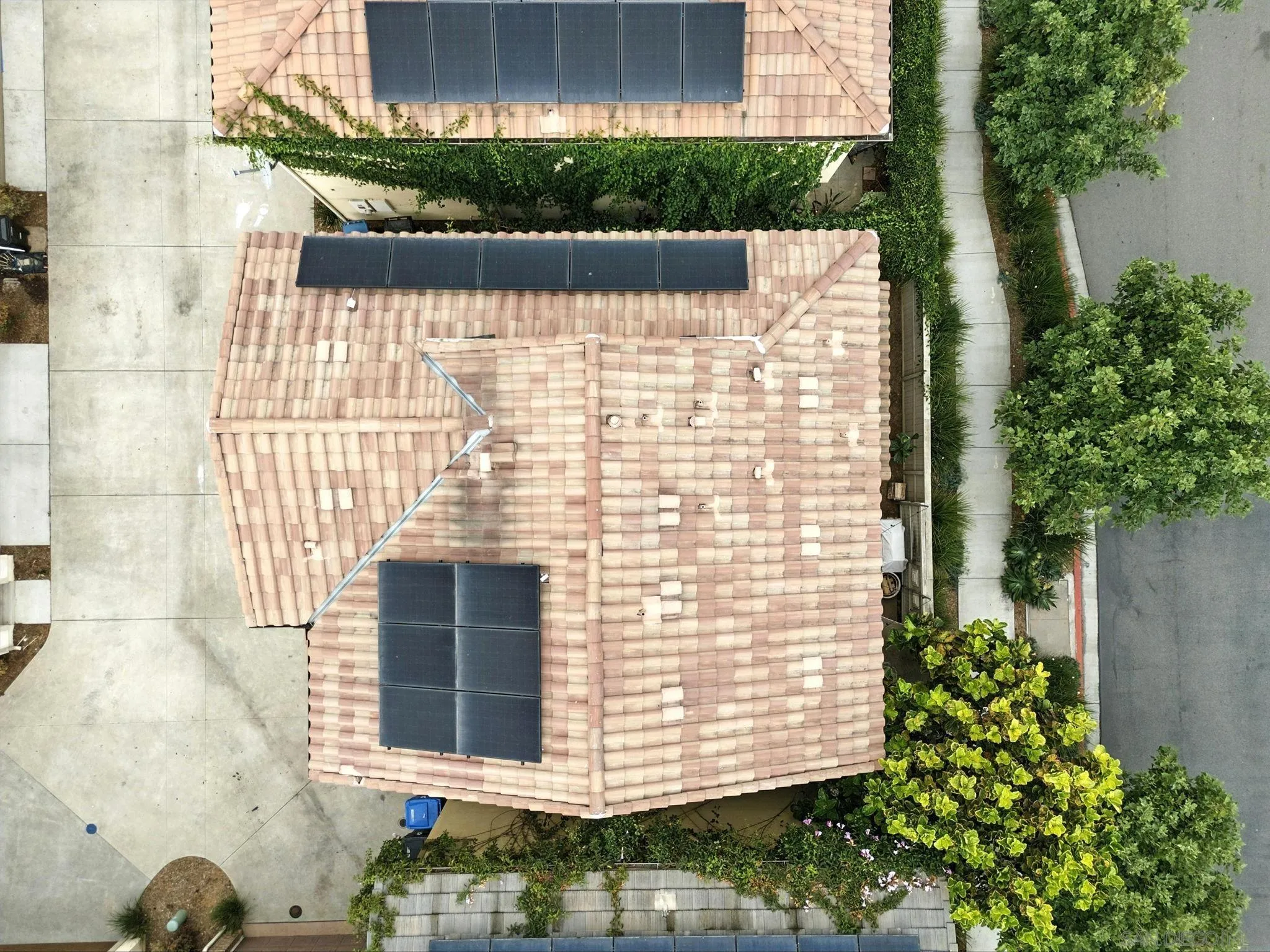 https://cdn.realtyfeed.com/cdn/127/250037569/ebc65ee7a466d90f2cf50f03ebc33ce3.webp