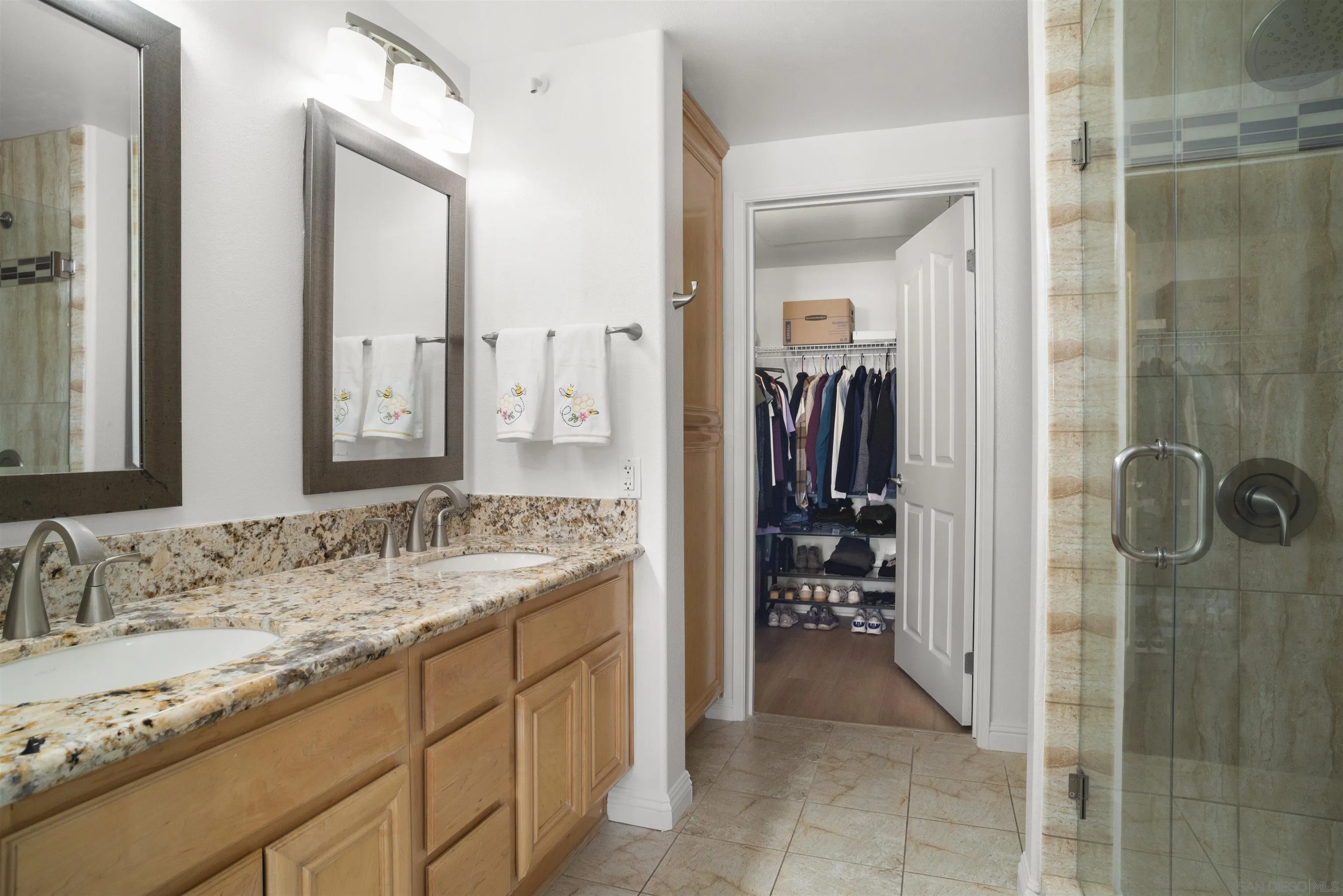 https://cdn.realtyfeed.com/cdn/127/250037573/0e816663c6be15e94ac029c78ff08bdc.webp