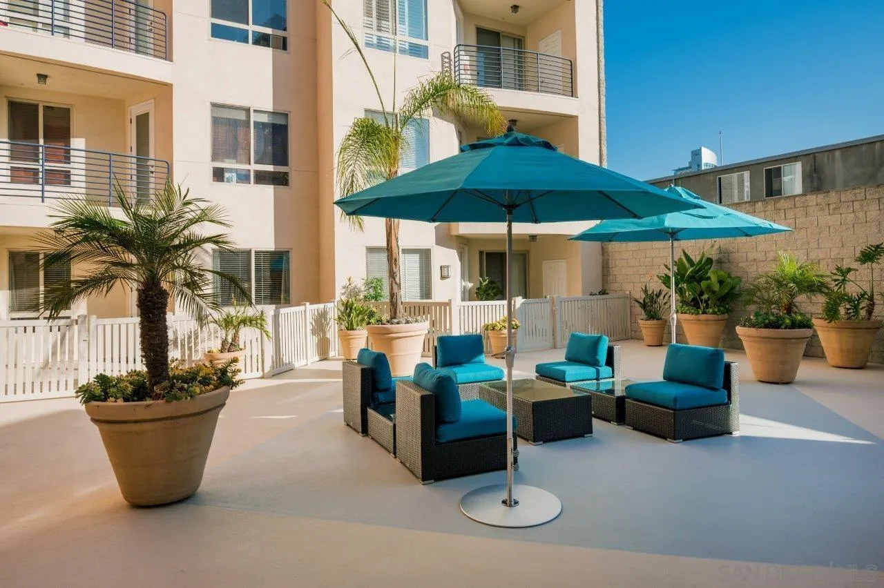 https://cdn.realtyfeed.com/cdn/127/250037573/864a572ecbc0cee3a8ba76fbc6049c7f.webp