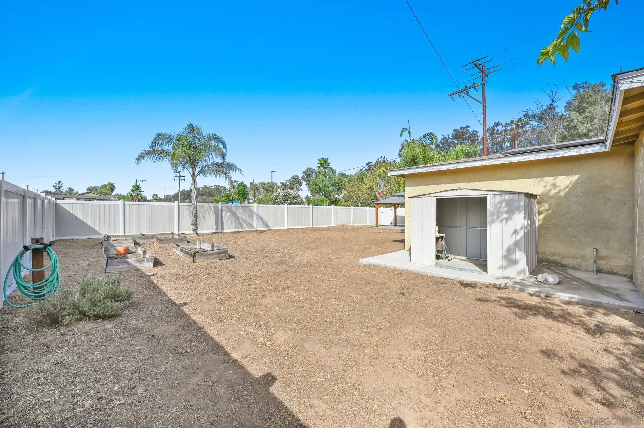 https://cdn.realtyfeed.com/cdn/127/250037575/3389099dbe8cc0e3971f79255f72c548.webp