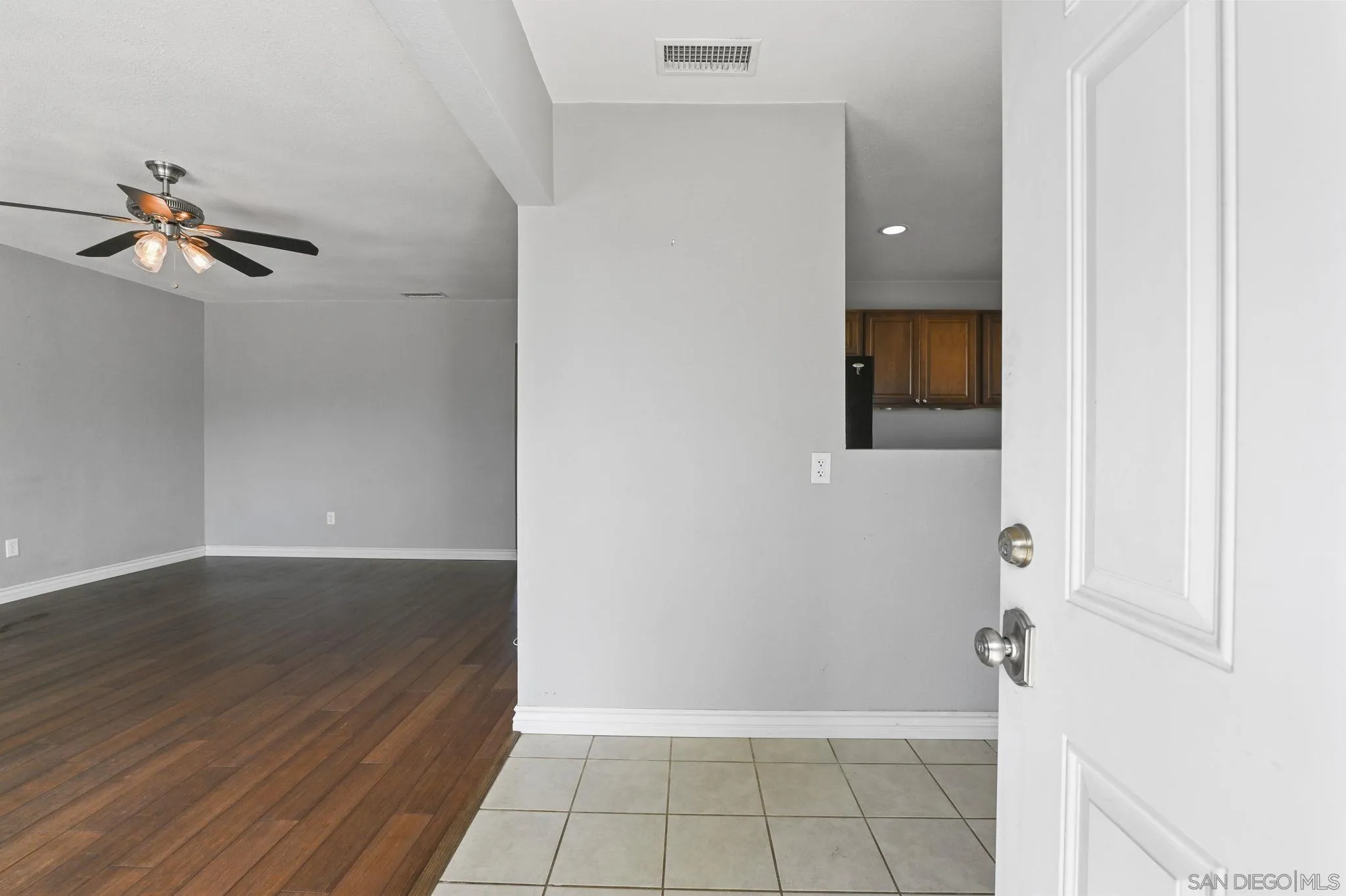 https://cdn.realtyfeed.com/cdn/127/250037575/7c00f8a929b8702925b40af2a484e40f.webp