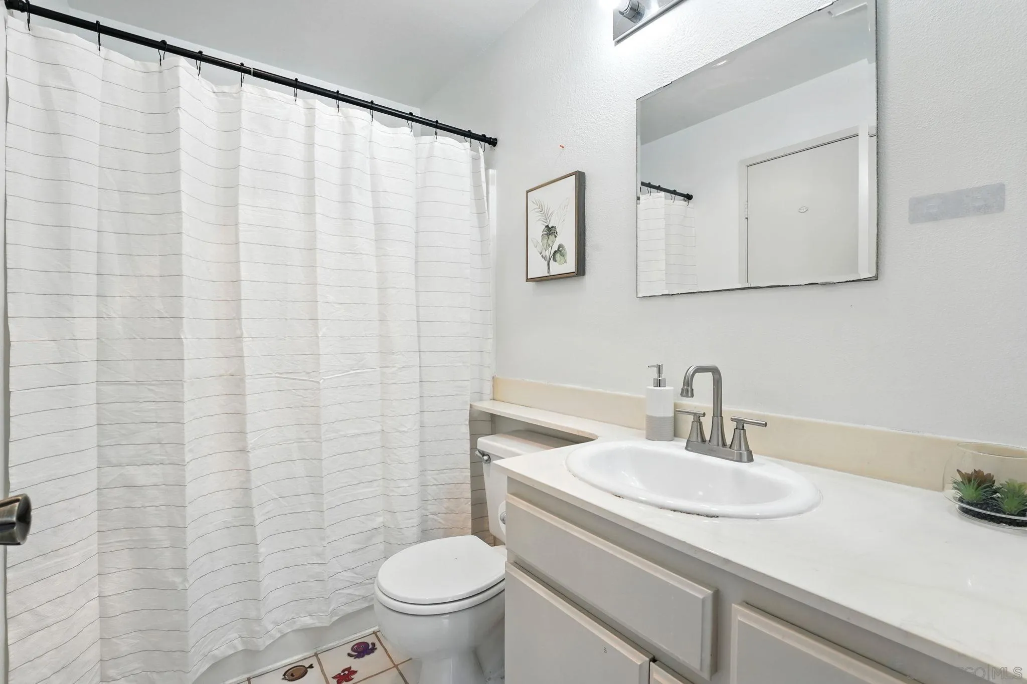 Photo #13: 250037577 Listing: Photo #13