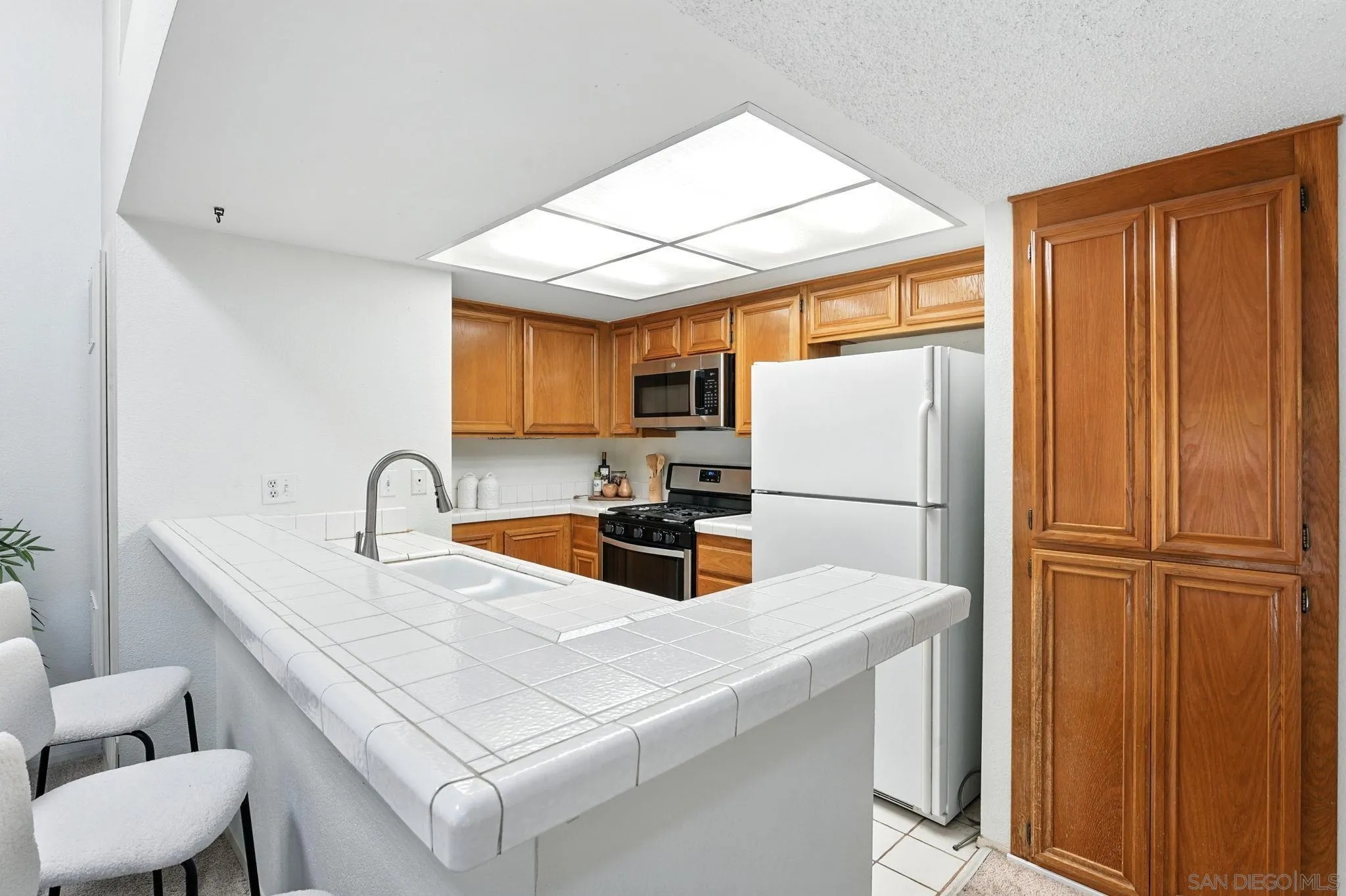 Photo #8: 250037577 Listing: Photo #8