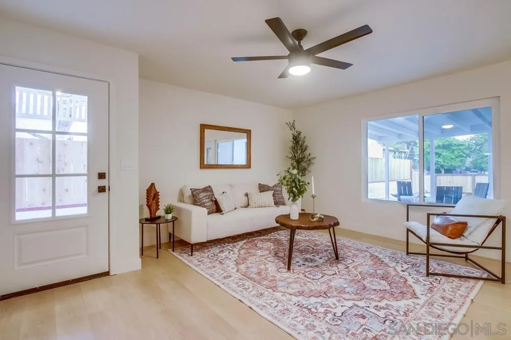 https://cdn.realtyfeed.com/cdn/127/250037578/2c83c1f4d1c40c3a497e562b28df4e3b.webp