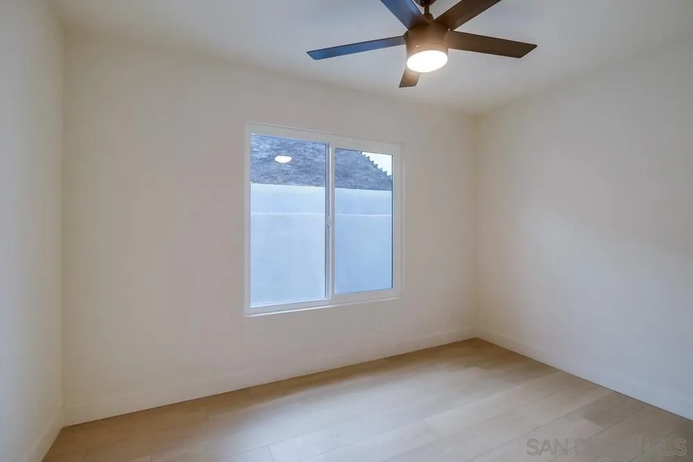 https://cdn.realtyfeed.com/cdn/127/250037578/4f8ed9c3177ff20b77495f1a4925a998.webp