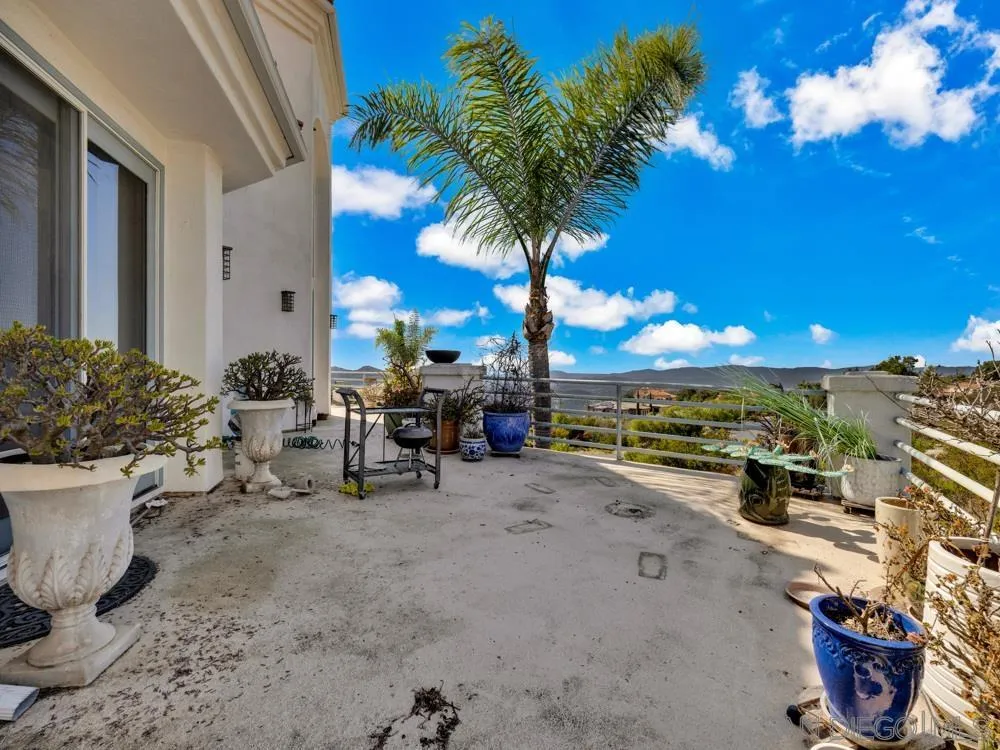 https://cdn.realtyfeed.com/cdn/127/250037581/89f64b1c67d9fe0ee278b99c0d038fbc.webp