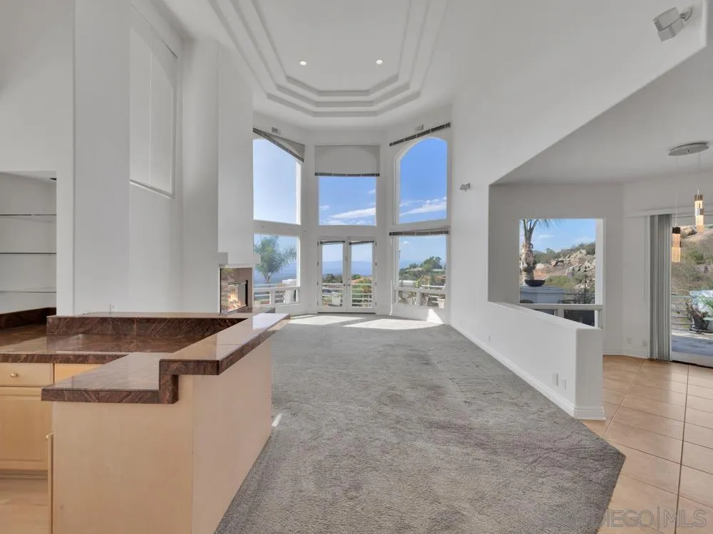 https://cdn.realtyfeed.com/cdn/127/250037581/b15af7a1a3b09bb9e409b3c889314837.webp