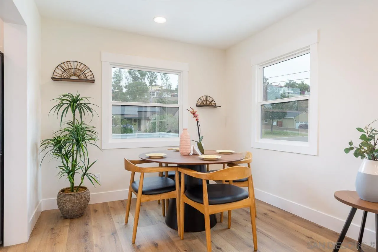 https://cdn.realtyfeed.com/cdn/127/250037586/416865025f71982306da02a9dc11b813.webp