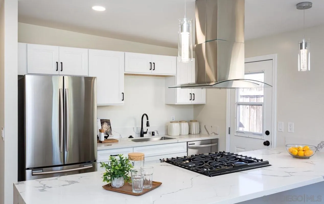 https://cdn.realtyfeed.com/cdn/127/250037590/ed63260b1612f907a0eb763f1c087c10.webp