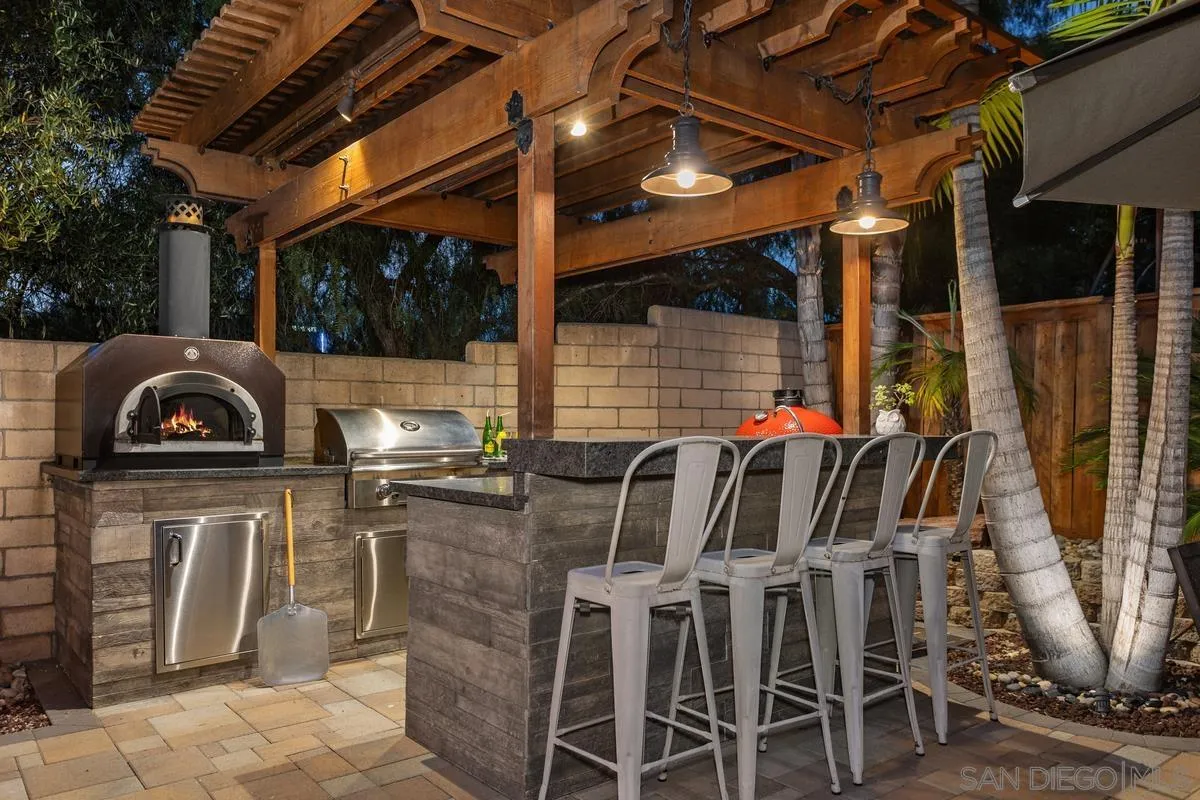 https://cdn.realtyfeed.com/cdn/127/250037592/29509bb4a1b771e3ee33e6263b21c43c.webp