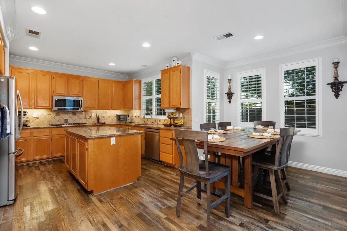 https://cdn.realtyfeed.com/cdn/127/250037592/5a56a54ad98f8e561823e12df39ac314.webp