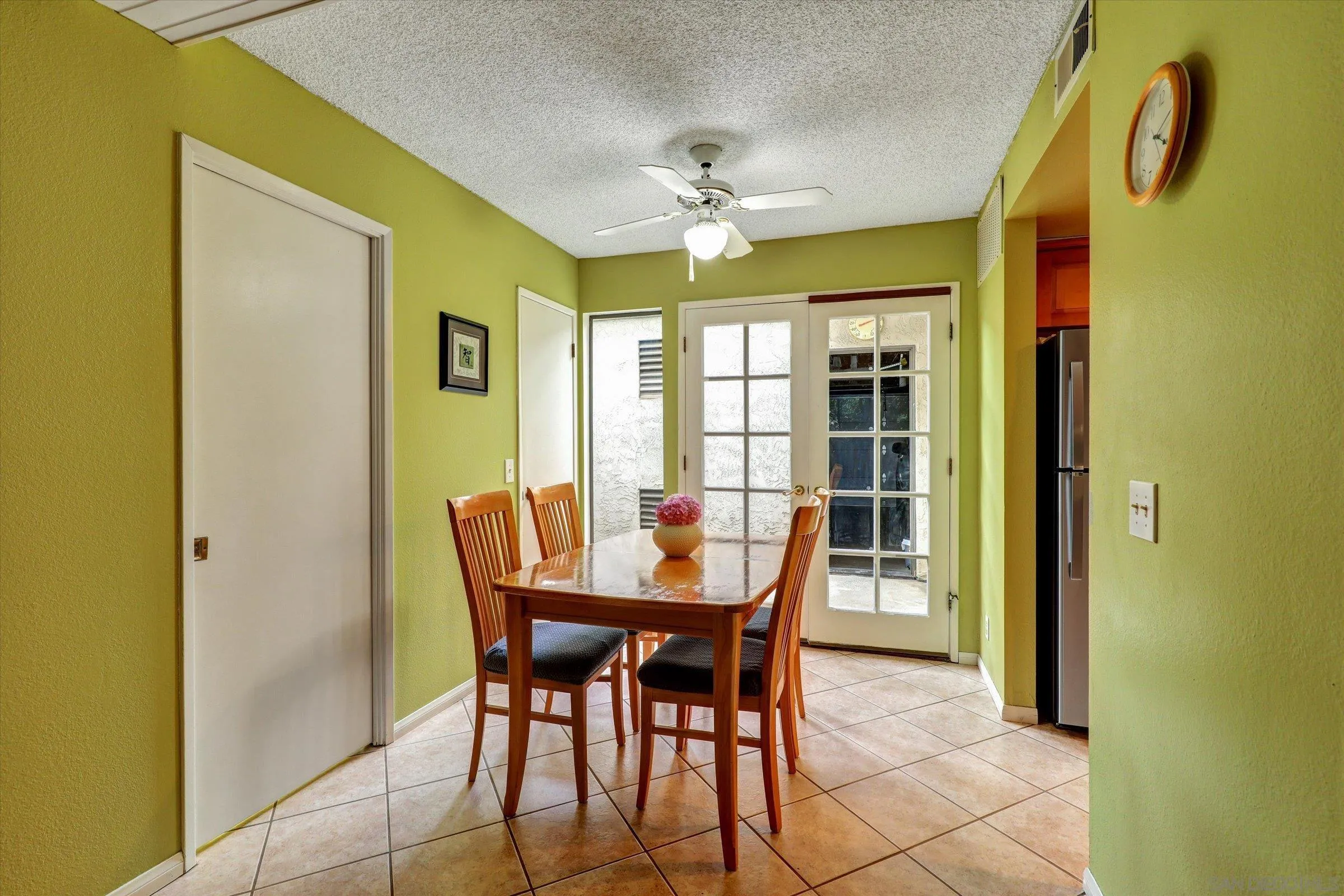 https://cdn.realtyfeed.com/cdn/127/250037594/c0d2e172f6406df668079fc70435d868.webp