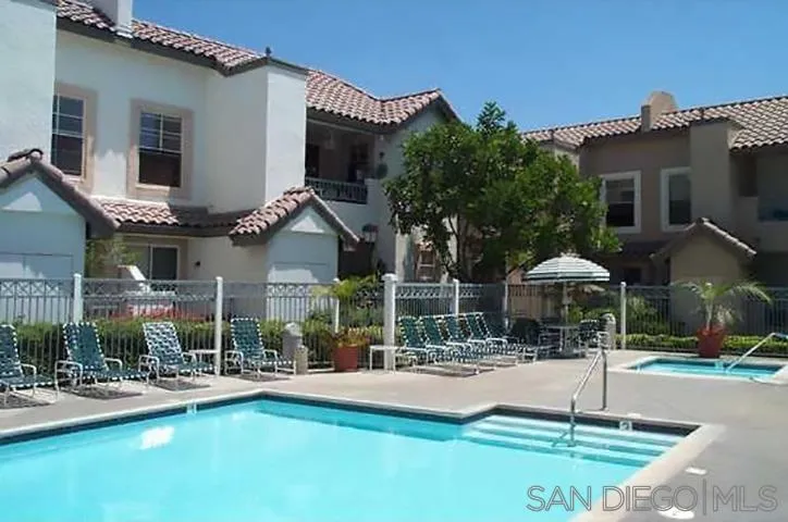 https://cdn.realtyfeed.com/cdn/127/250037597/0381aeeca0a9c1bc8c9e5deeb4df3a74.webp