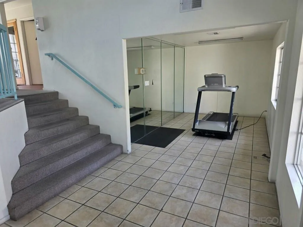 https://cdn.realtyfeed.com/cdn/127/250037597/4c75e95313a28b60111a407afd6b8a2d.webp