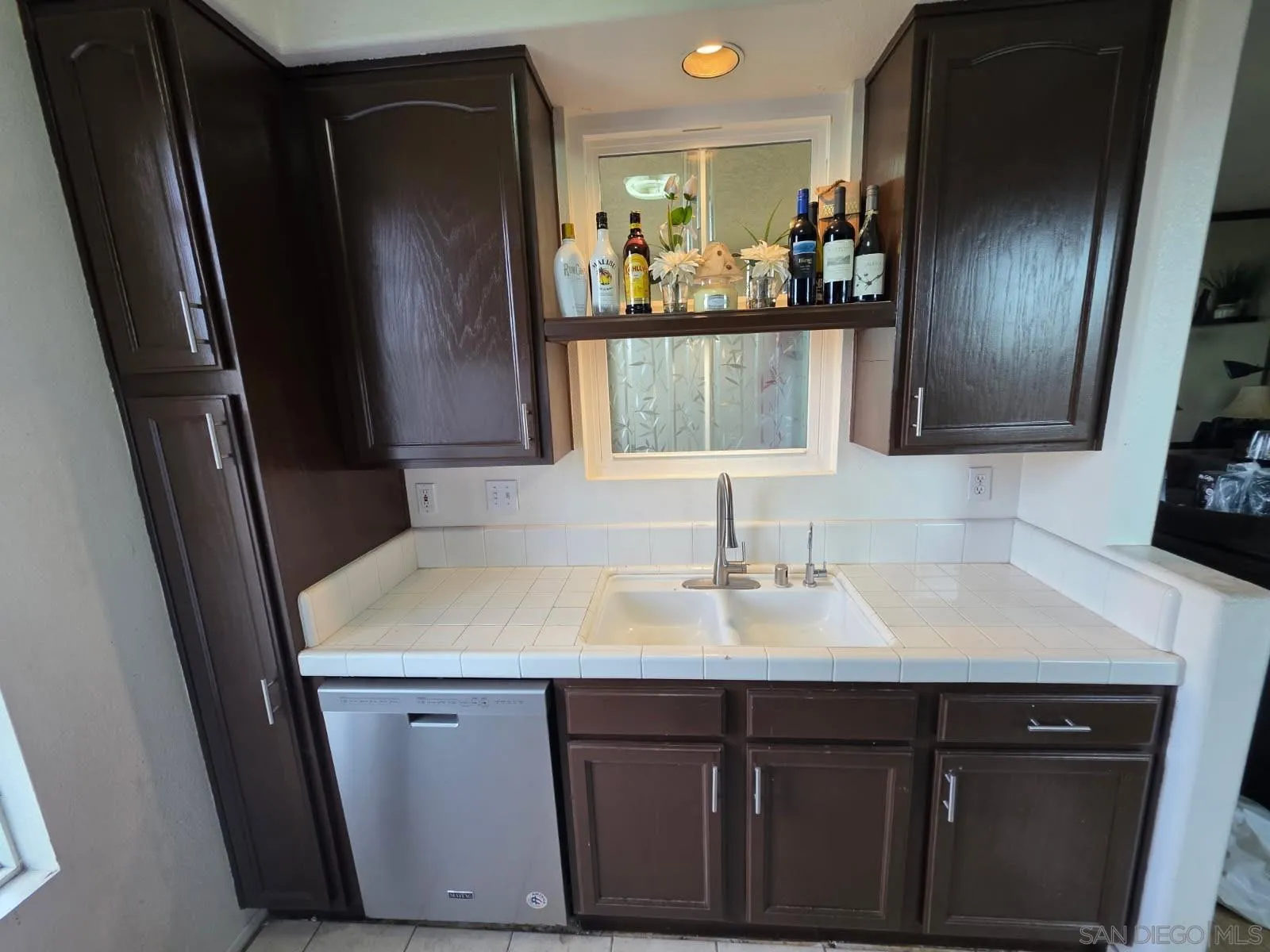 https://cdn.realtyfeed.com/cdn/127/250037597/c262b9c6dbe4d8749107de30da052e76.webp