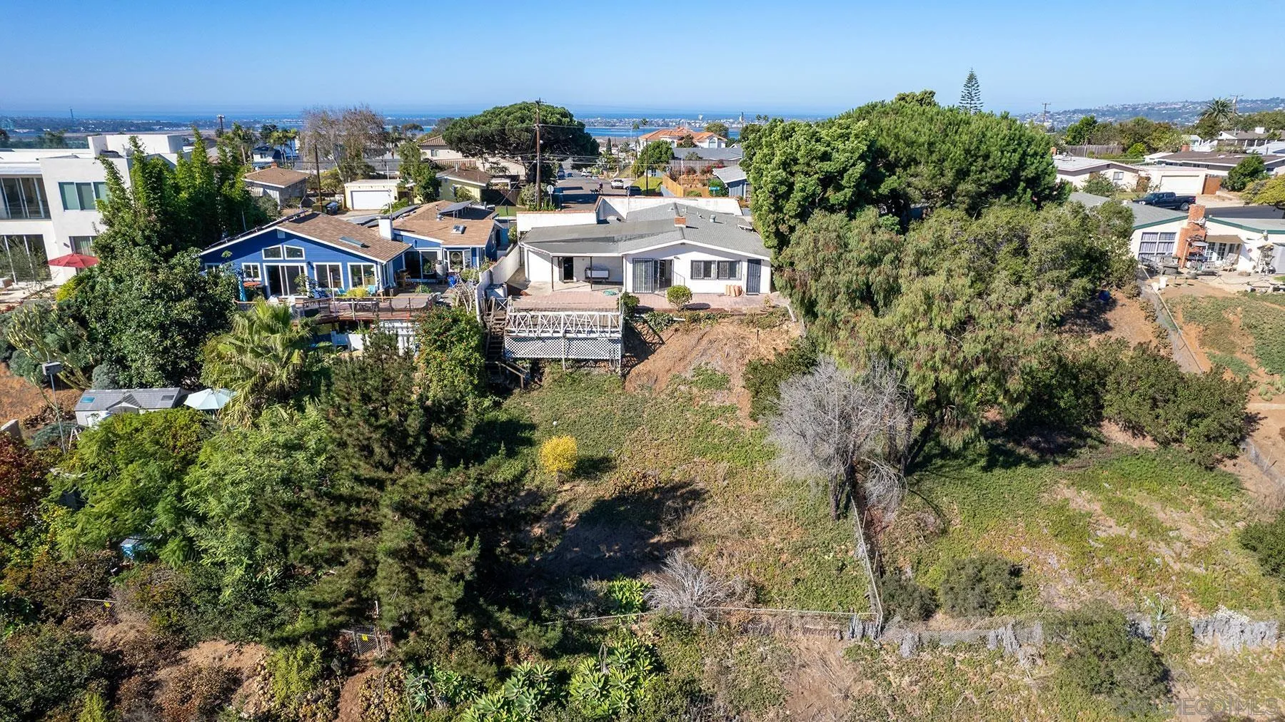 https://cdn.realtyfeed.com/cdn/127/250037598/08d43cc107c7709904c9f263bc33c96c.webp