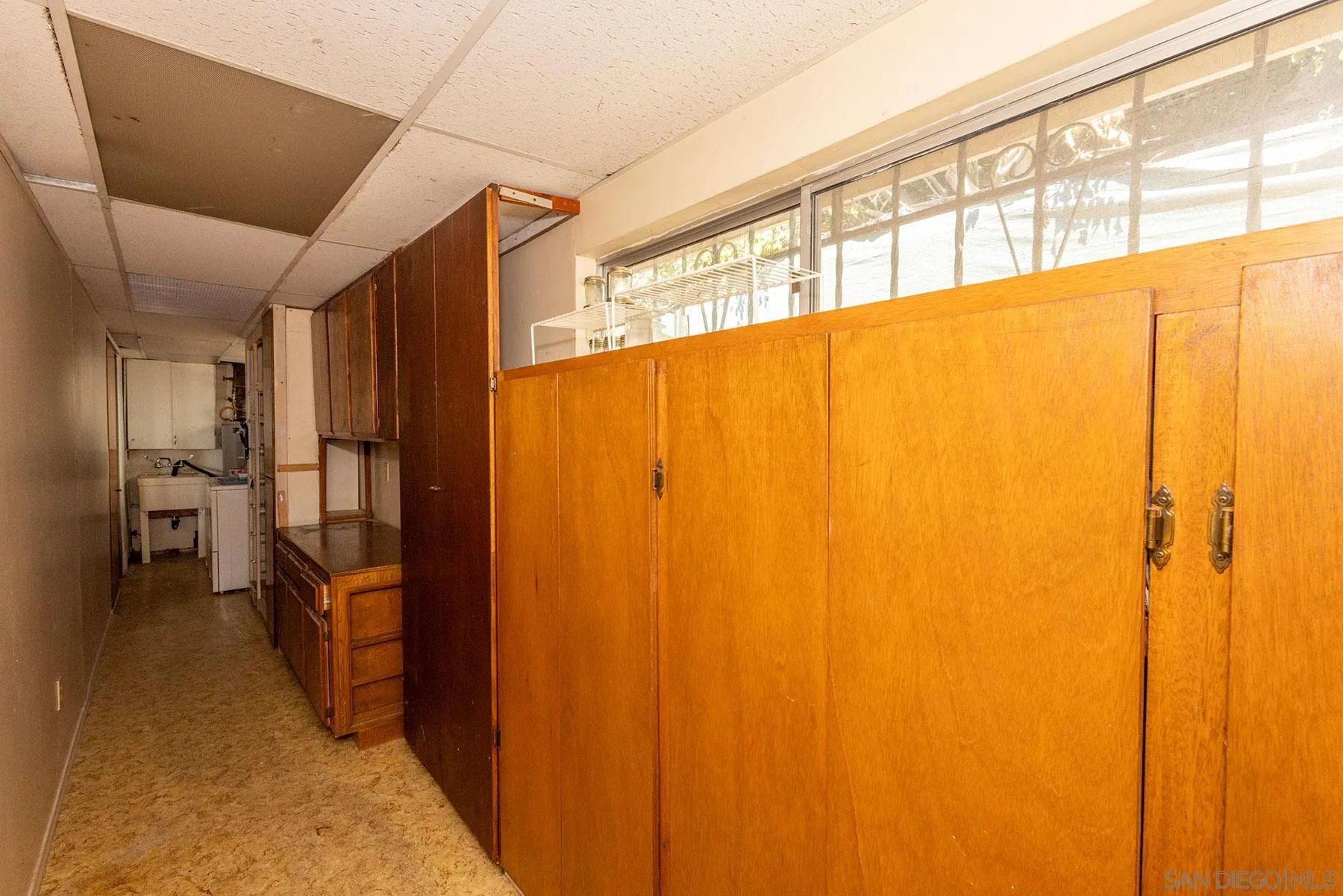 https://cdn.realtyfeed.com/cdn/127/250037598/76cfe78dffdc0ea9d7c3f7a5e32a13f9.webp