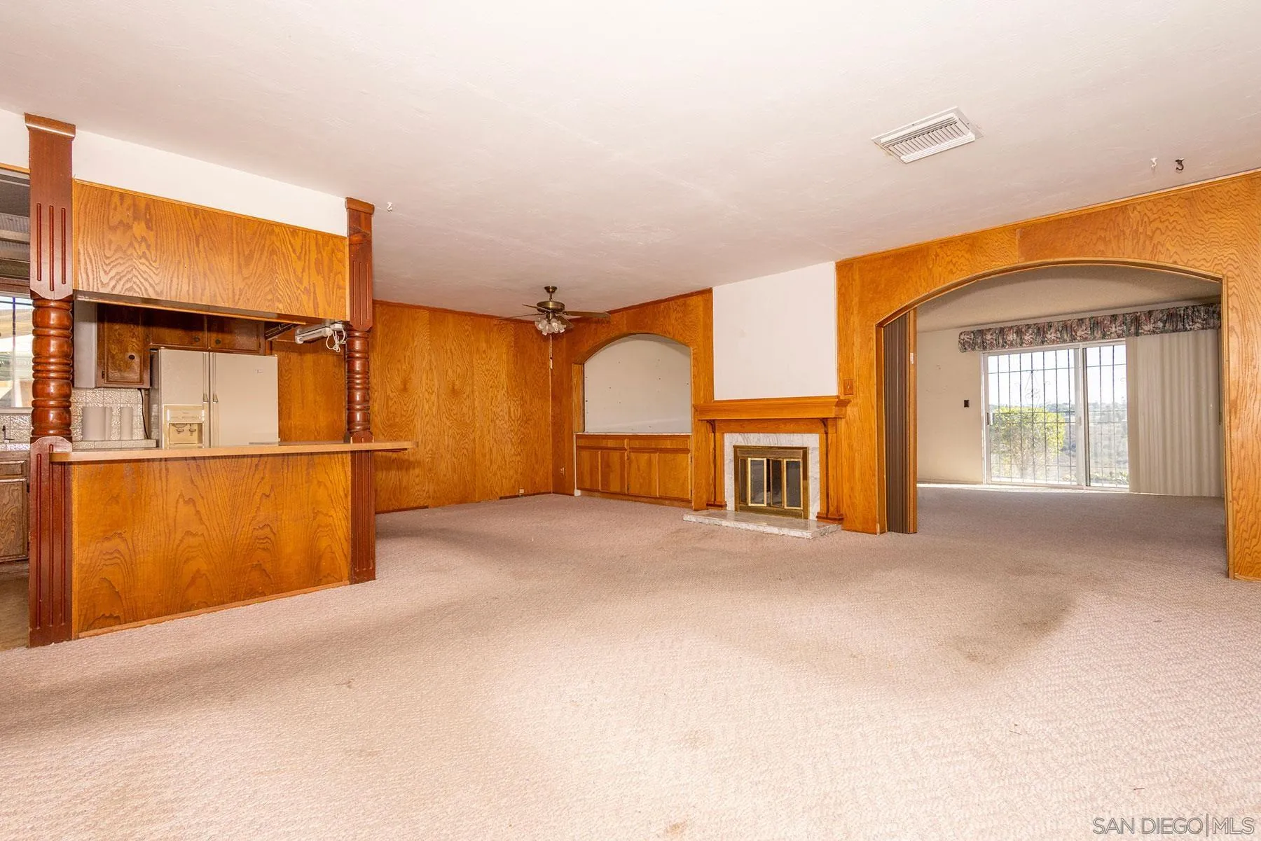 https://cdn.realtyfeed.com/cdn/127/250037598/b05cab2af4fa60e6b669d863e4ac46a7.webp
