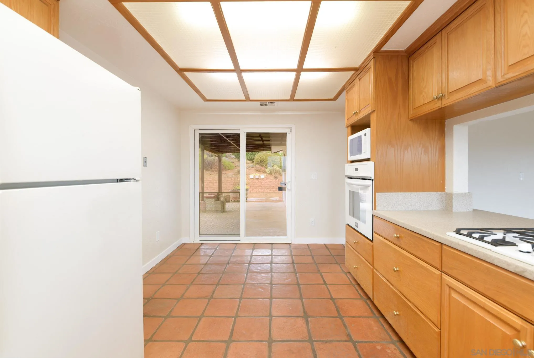https://cdn.realtyfeed.com/cdn/127/250037599/4d050902fc50f852c454f1c6390304a6.webp