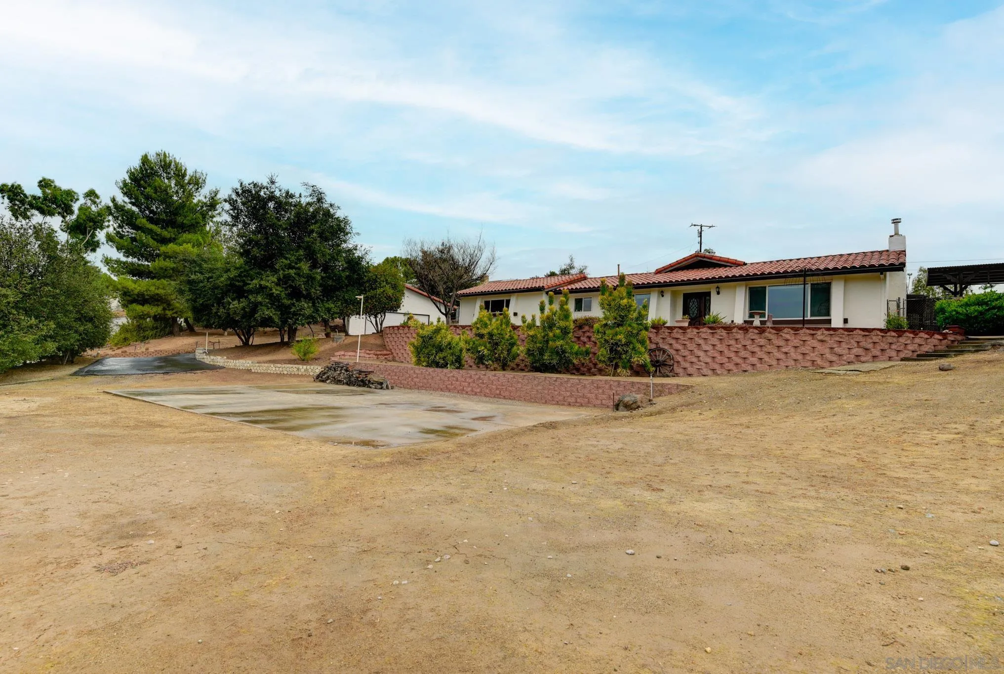 https://cdn.realtyfeed.com/cdn/127/250037599/4e88ec902a23e161a9589a0755f8474d.webp