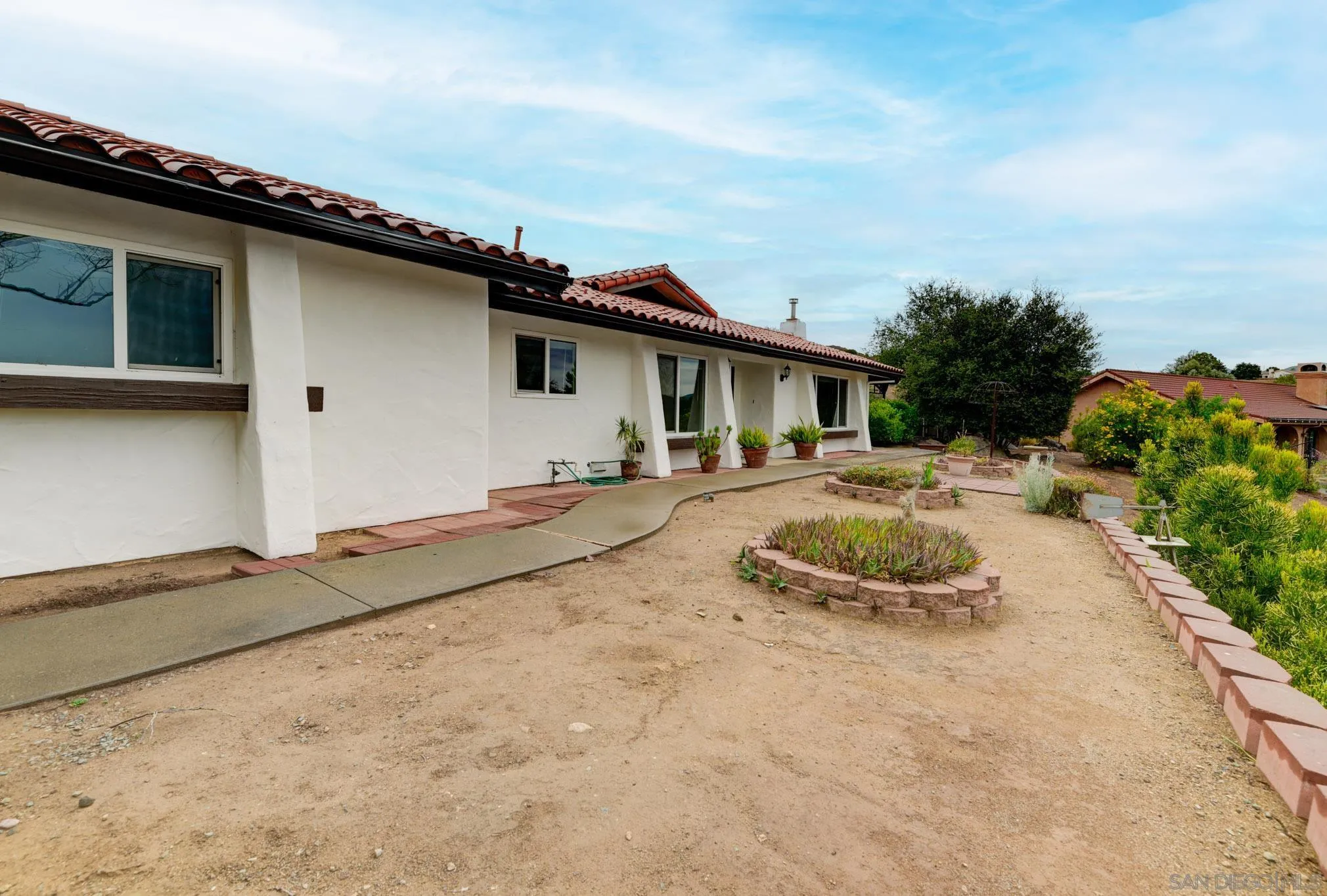 https://cdn.realtyfeed.com/cdn/127/250037599/63e1046b42297383a1bd9475c0bac4cc.webp