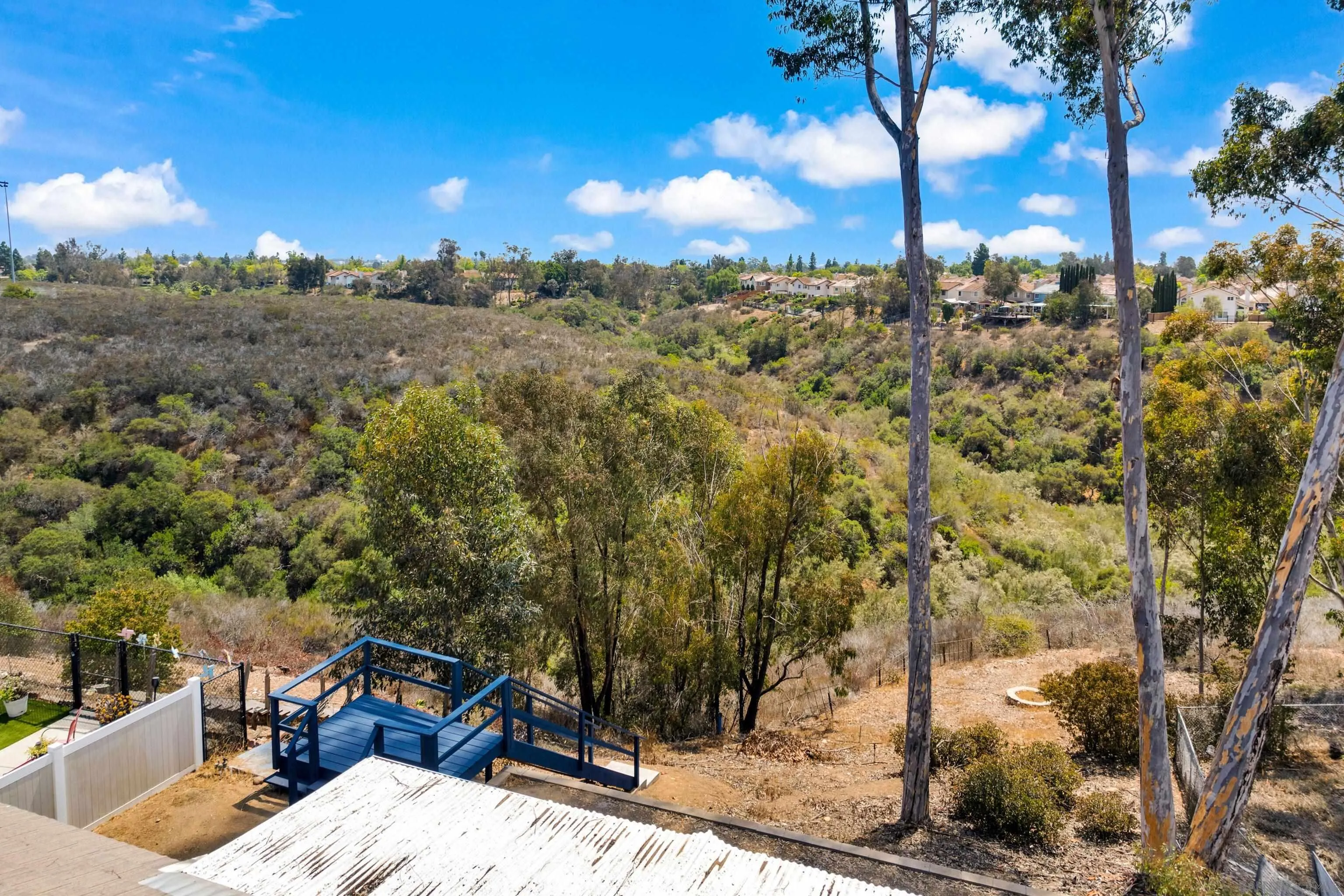 https://cdn.realtyfeed.com/cdn/127/250037601/b80b60d2718f1c6a969a7060699c5028.webp