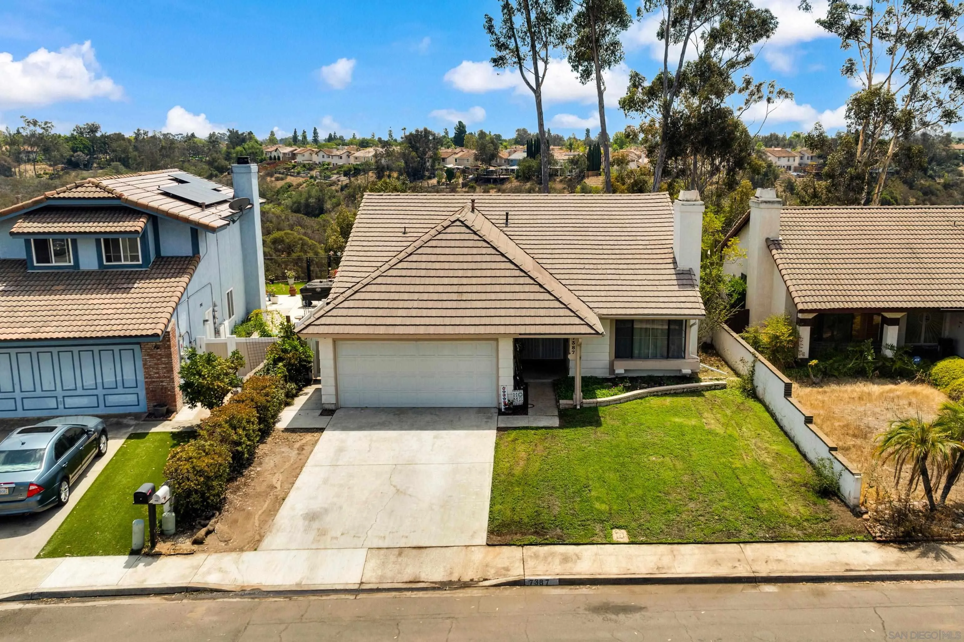 https://cdn.realtyfeed.com/cdn/127/250037601/f93f622116d6a6fefff57db9ef8c407c.webp