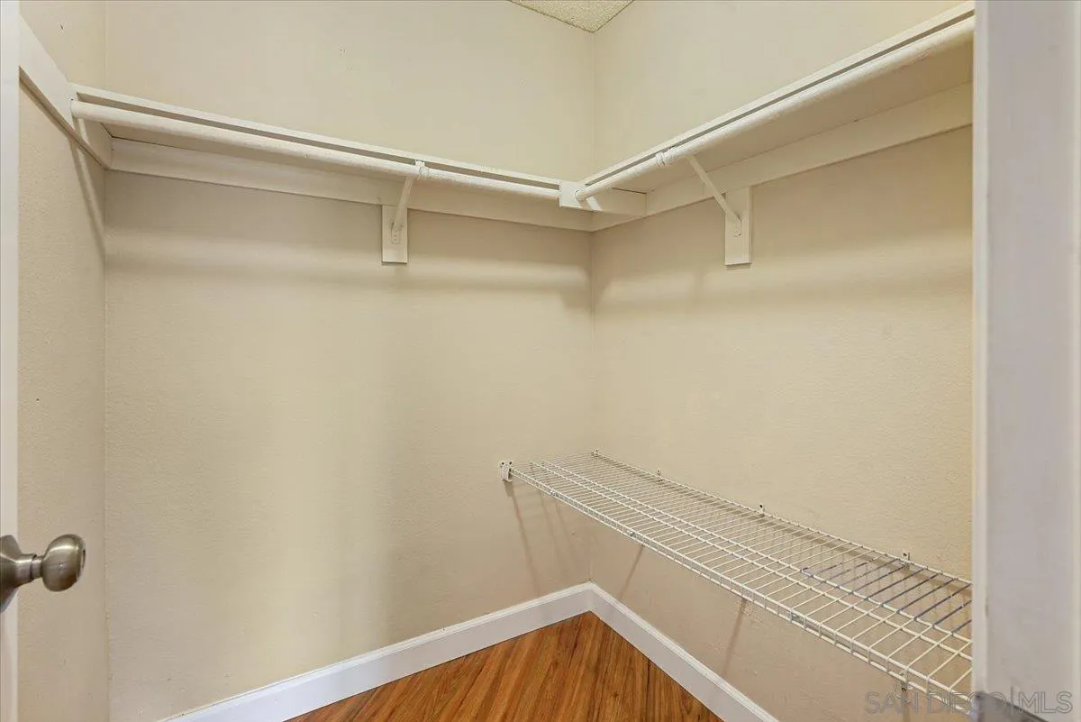 https://cdn.realtyfeed.com/cdn/127/250037603/d277068b7c8dc66860bf568959614d0c.webp