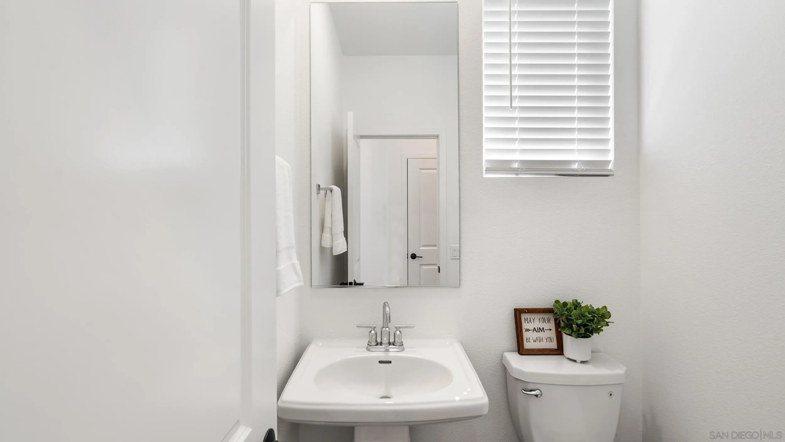 Photo #14: 250037604 Listing: Photo #14