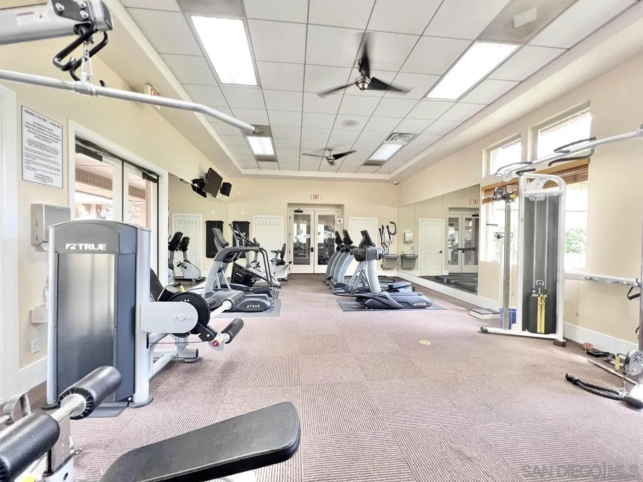 https://cdn.realtyfeed.com/cdn/127/250037605/c6c50b4125e7cc4c03916a7fcd72b49e.webp