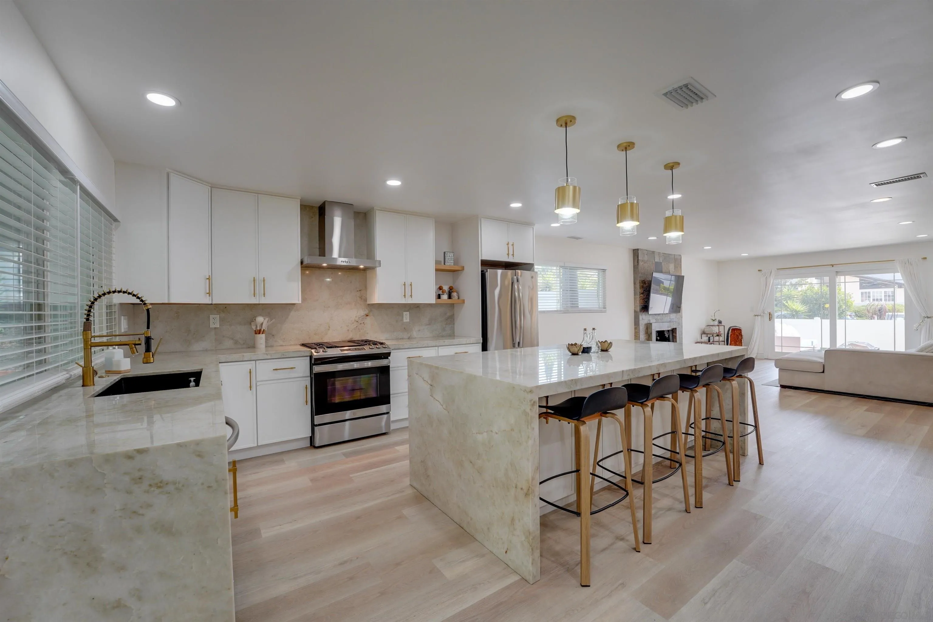 https://cdn.realtyfeed.com/cdn/127/250037610/1707a53ea9a628b07c3b3815f34fe34f.webp