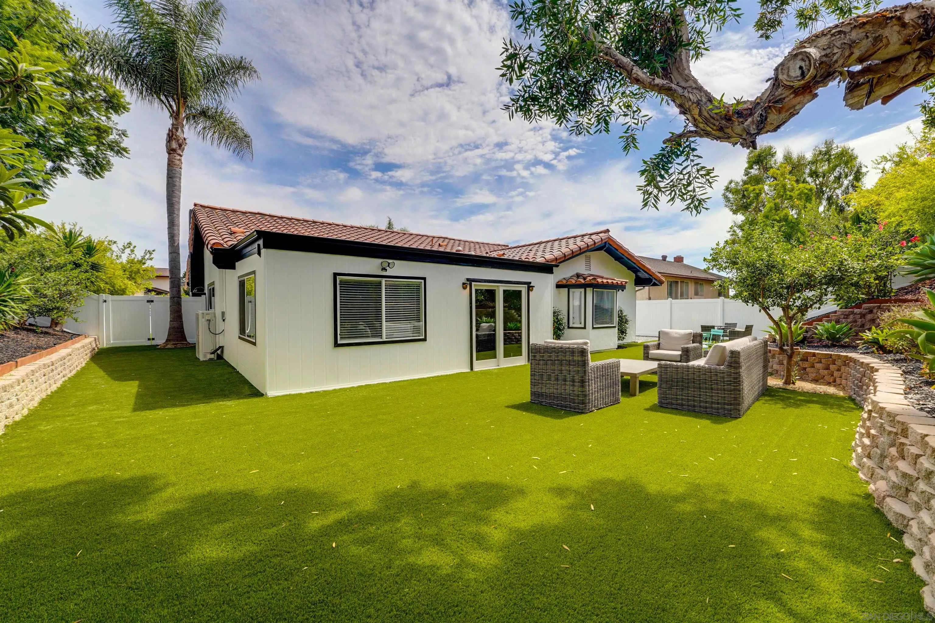 https://cdn.realtyfeed.com/cdn/127/250037610/4ebb360ef0bd87dd98a4409ed48a9d8a.webp