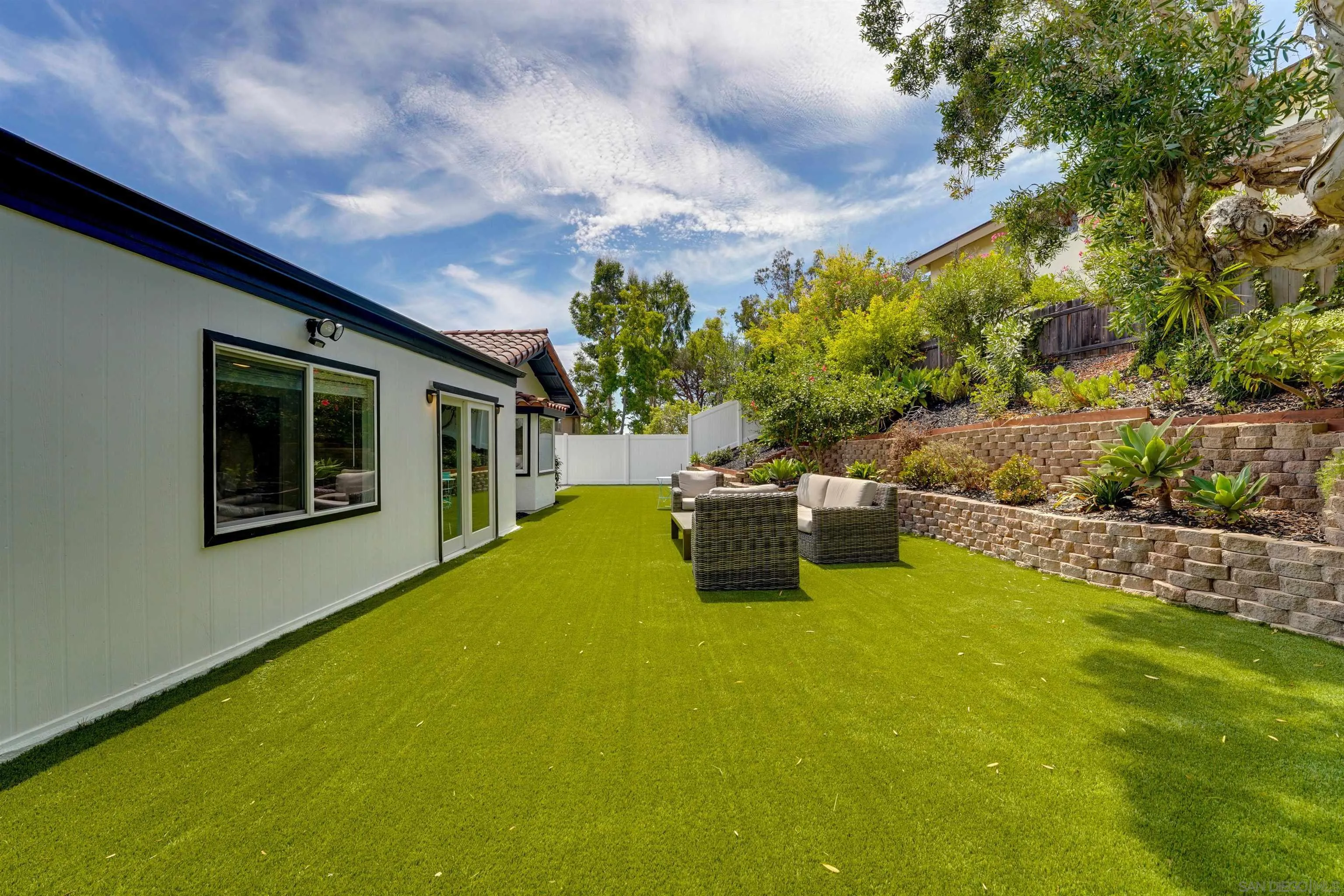 https://cdn.realtyfeed.com/cdn/127/250037610/c4b0f3373b27cf7d7479aa3f94561472.webp