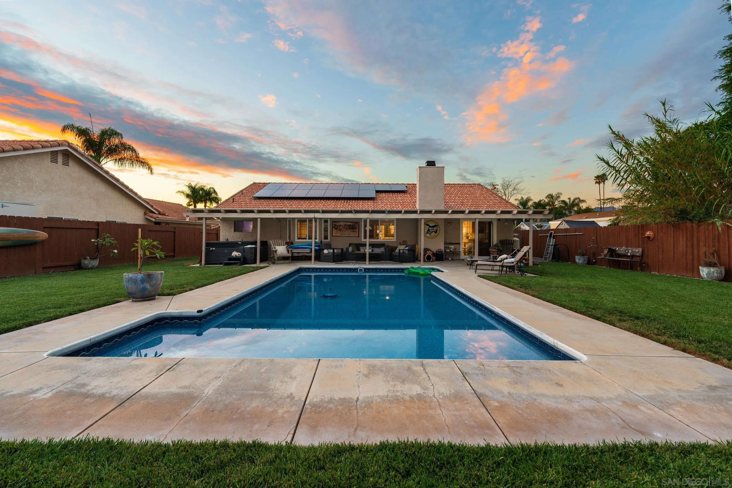 https://cdn.realtyfeed.com/cdn/127/250037611/65fbeb15b1287df9b2f6e3da37a413e5.webp