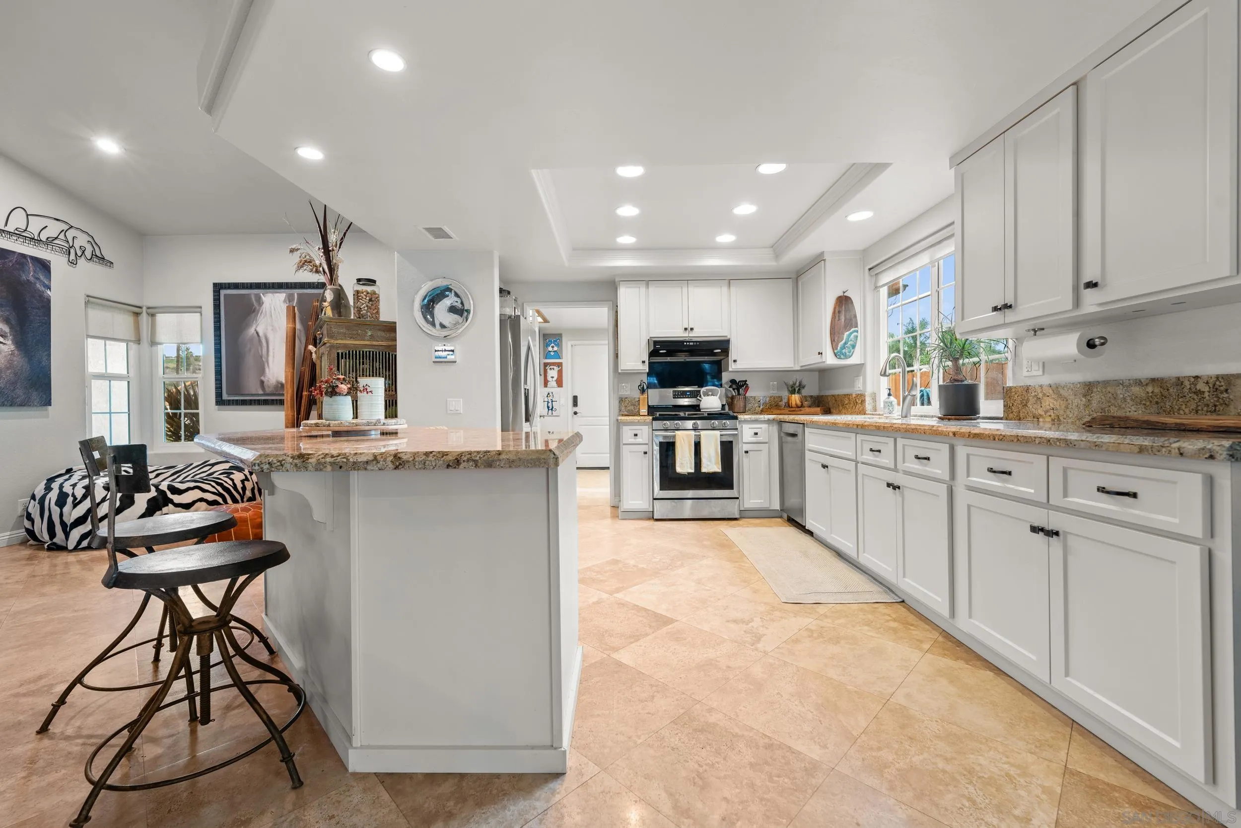 https://cdn.realtyfeed.com/cdn/127/250037611/f715901260120432a101533c6e9324bd.webp