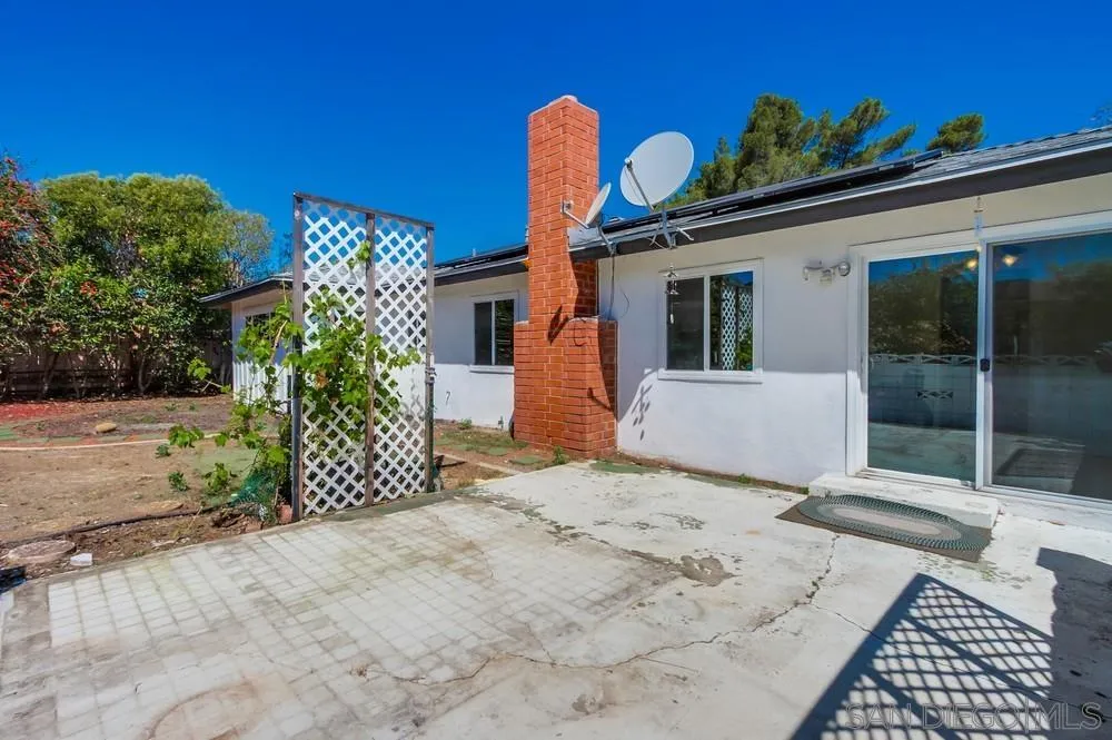 https://cdn.realtyfeed.com/cdn/127/250037612/84529e135ffcf8ee80702f301bac8db4.webp