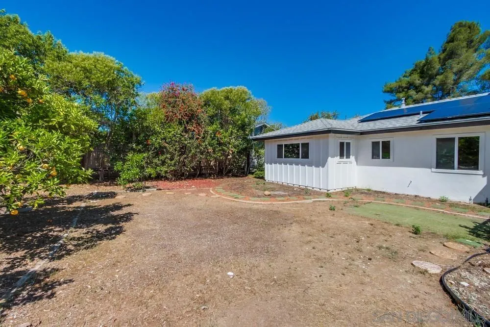 https://cdn.realtyfeed.com/cdn/127/250037612/88425d739661f8d89e8be64e55ae98f3.webp