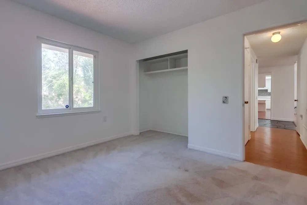 https://cdn.realtyfeed.com/cdn/127/250037612/e00dd6100a54007774e8842e91508dbb.webp