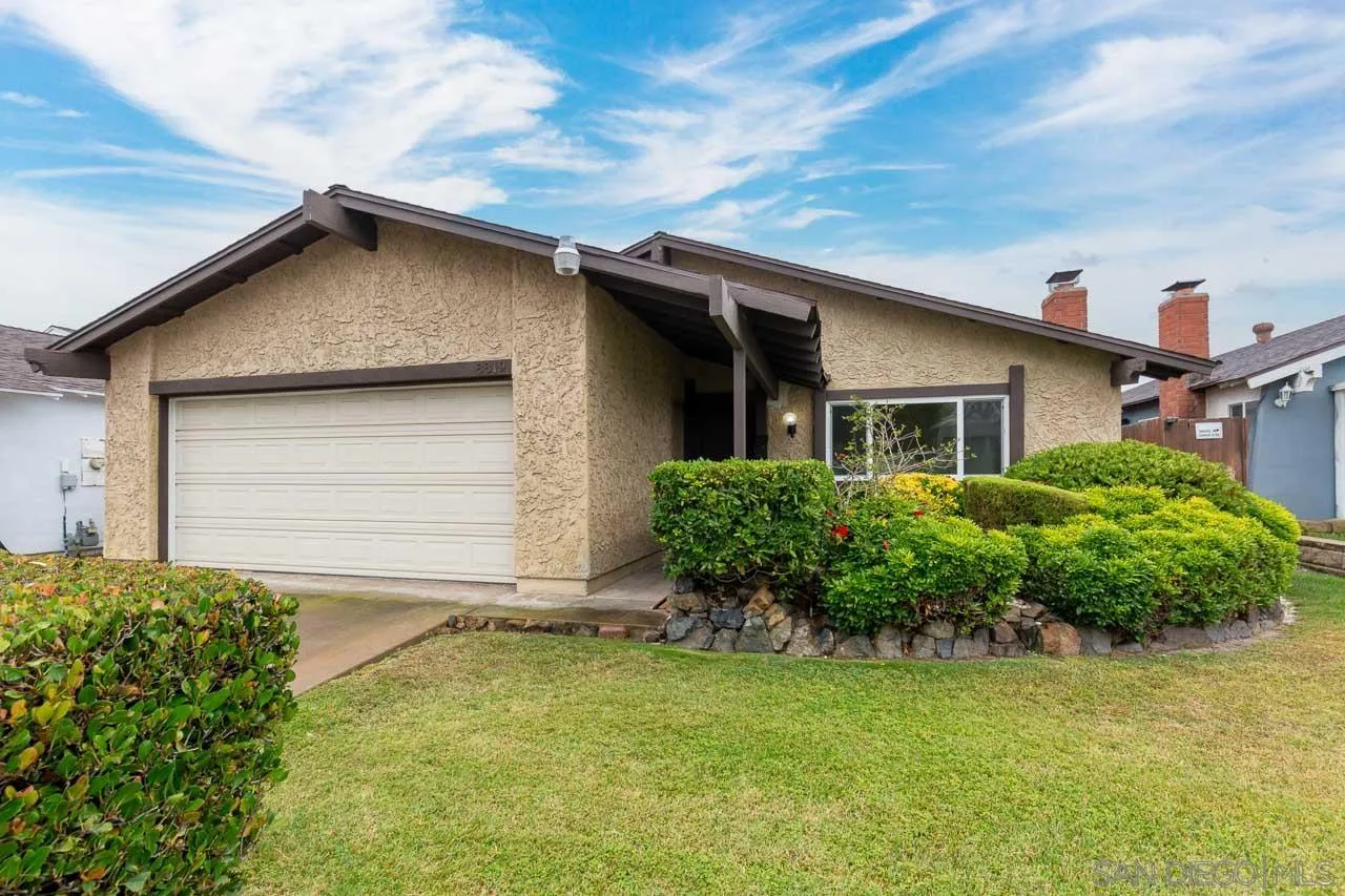 https://cdn.realtyfeed.com/cdn/127/250037613/3a0ca8428ff33469b260153362505695.webp