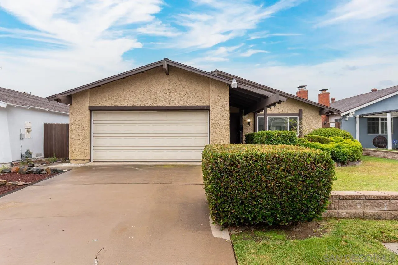 https://cdn.realtyfeed.com/cdn/127/250037613/4b8427fce4f9b00be755f6234bd775b9.webp