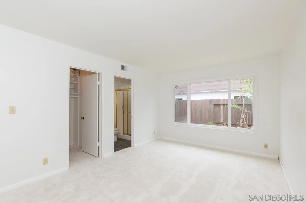 https://cdn.realtyfeed.com/cdn/127/250037613/67631f4edec38277c8c4b73ccf48f8a2.webp