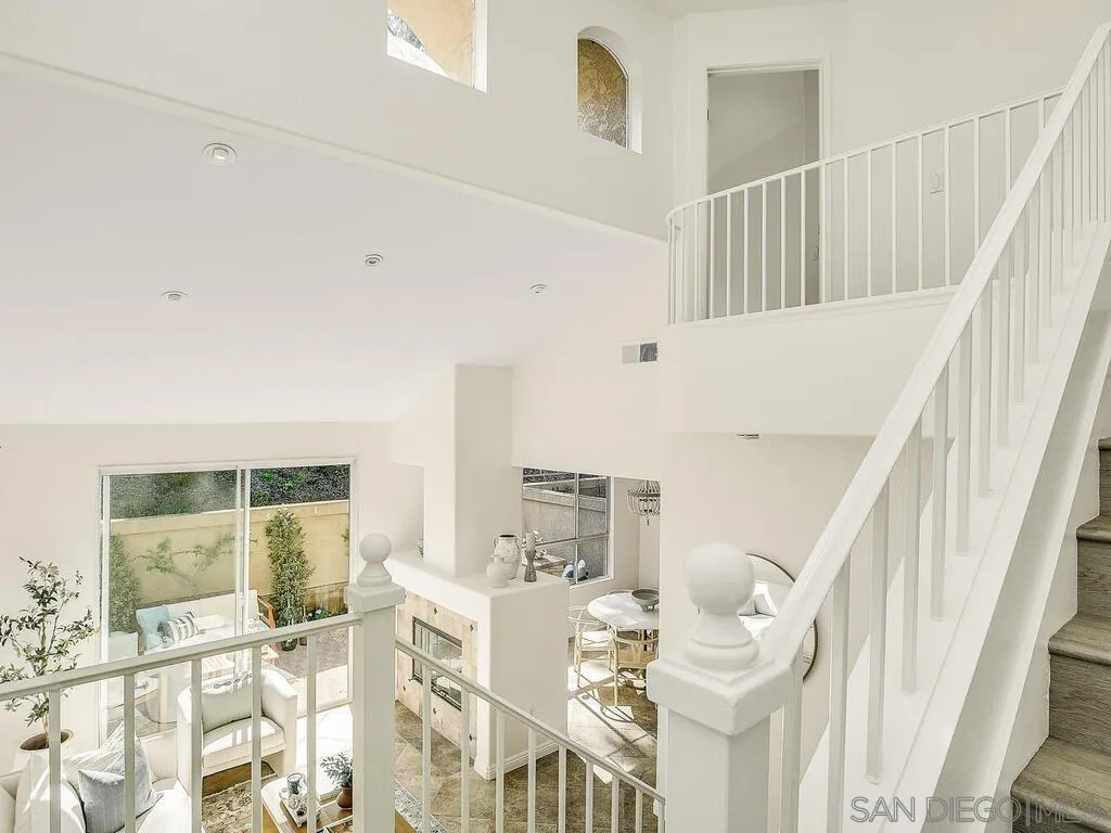 https://cdn.realtyfeed.com/cdn/127/250037614/11f1ca01477869f8c3058bc6e36e932c.webp