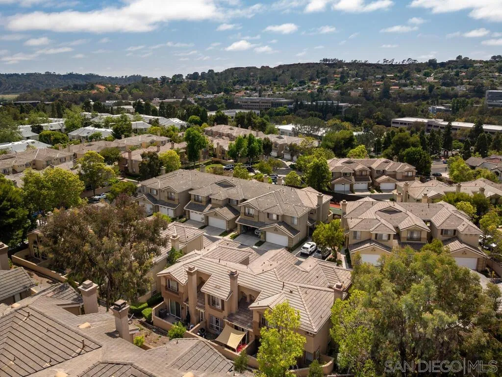 https://cdn.realtyfeed.com/cdn/127/250037614/14d164464ca0bf1d5382a5e525bb09c7.webp