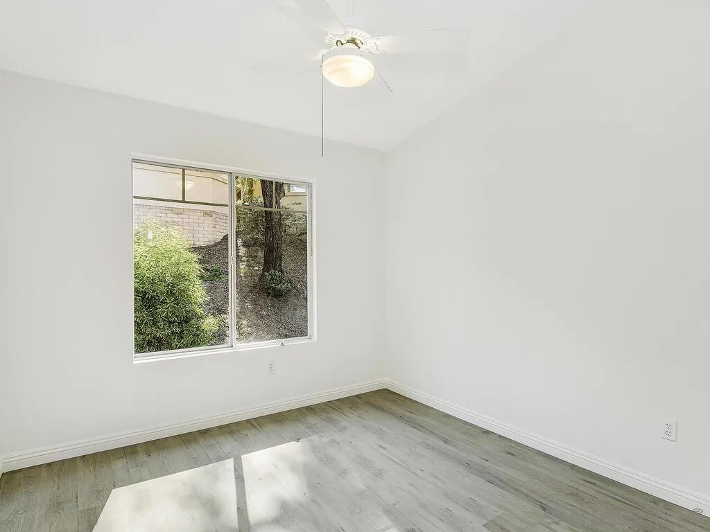 https://cdn.realtyfeed.com/cdn/127/250037614/2064c28781f525d1da16b0bdd873c6f4.webp