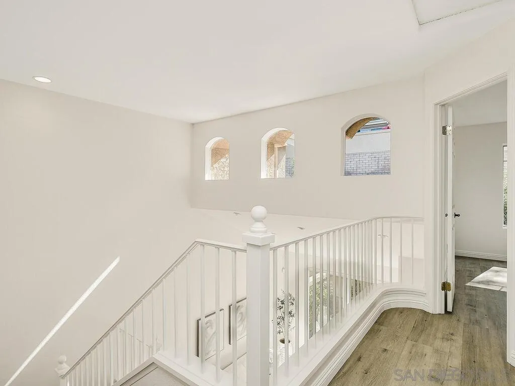 https://cdn.realtyfeed.com/cdn/127/250037614/443c8ffe82b142d26ce6bedfcff7fcab.webp