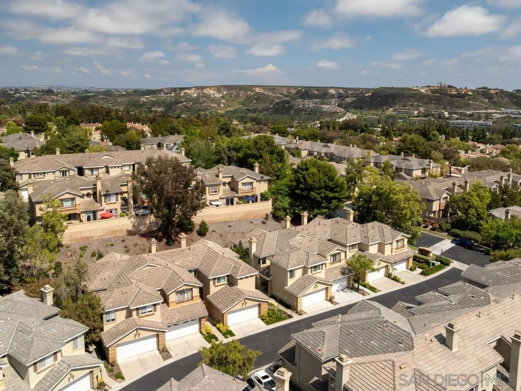 https://cdn.realtyfeed.com/cdn/127/250037614/47d126d0f597af7f6ae1b321da658665.webp