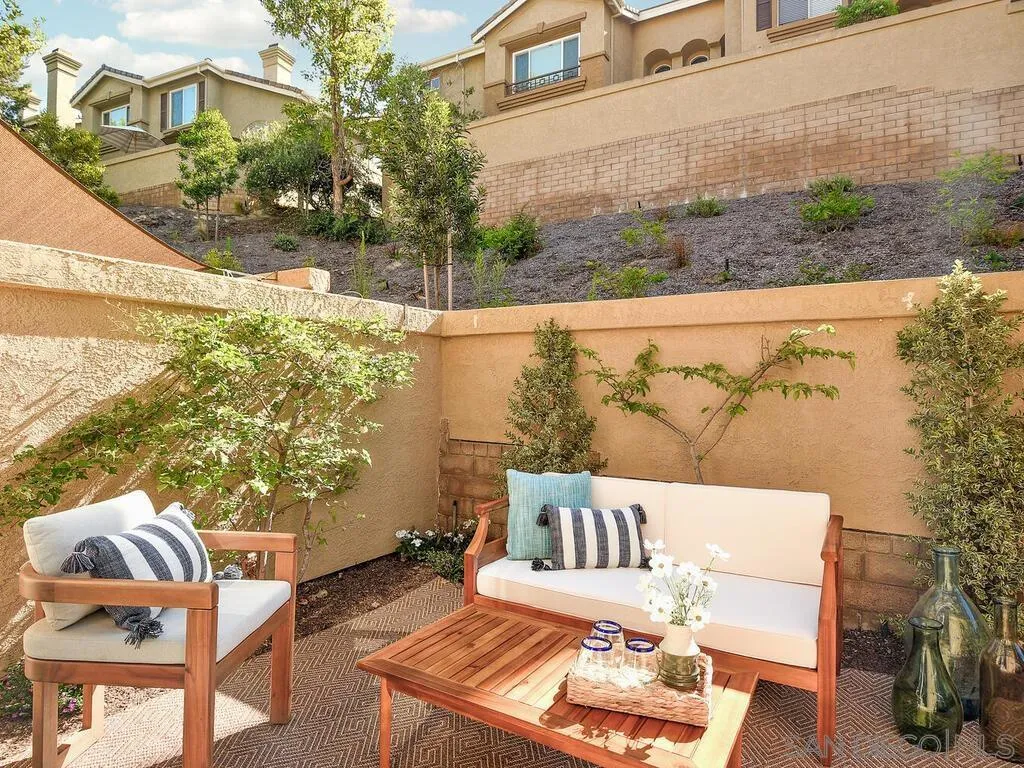 https://cdn.realtyfeed.com/cdn/127/250037614/7b6a46bf1855904ab9c87a83711956f5.webp