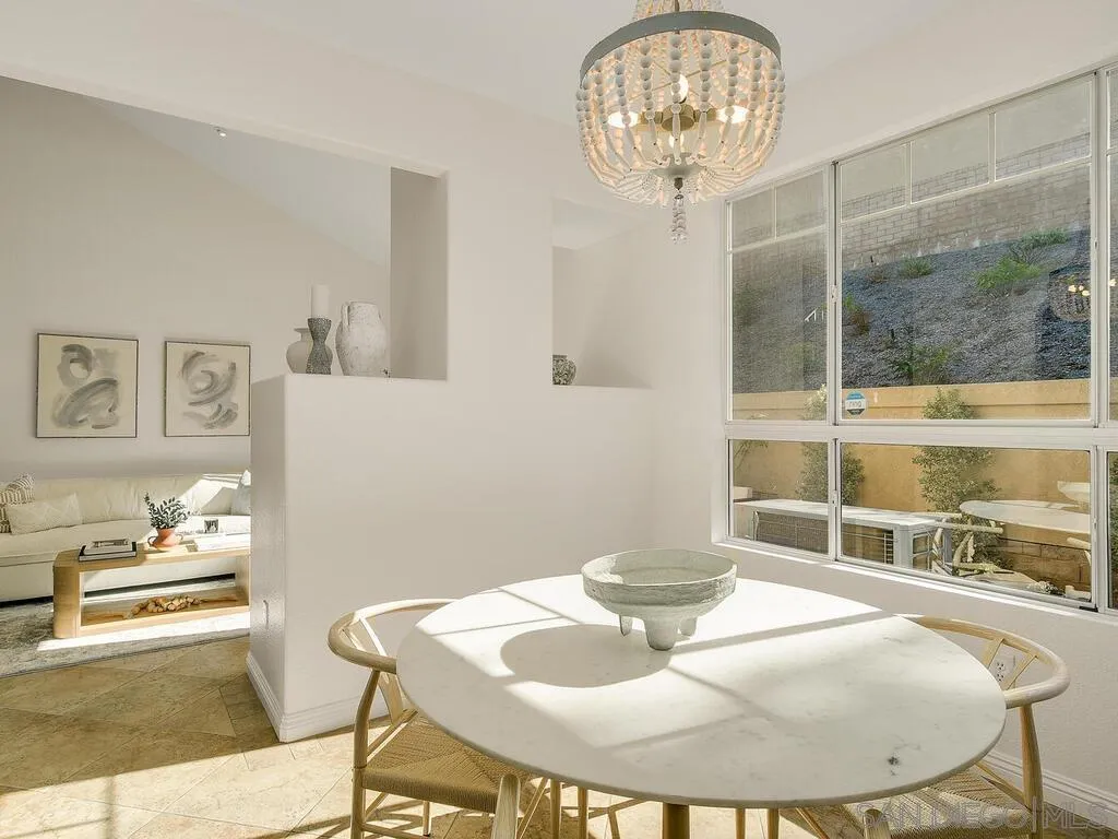https://cdn.realtyfeed.com/cdn/127/250037614/f3a24eb89fea16147f03ace78ea29eef.webp