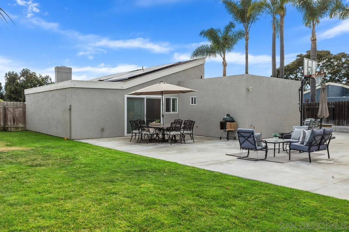 https://cdn.realtyfeed.com/cdn/127/250037616/0092b90a5bd7247e4289eb83ac971357.webp