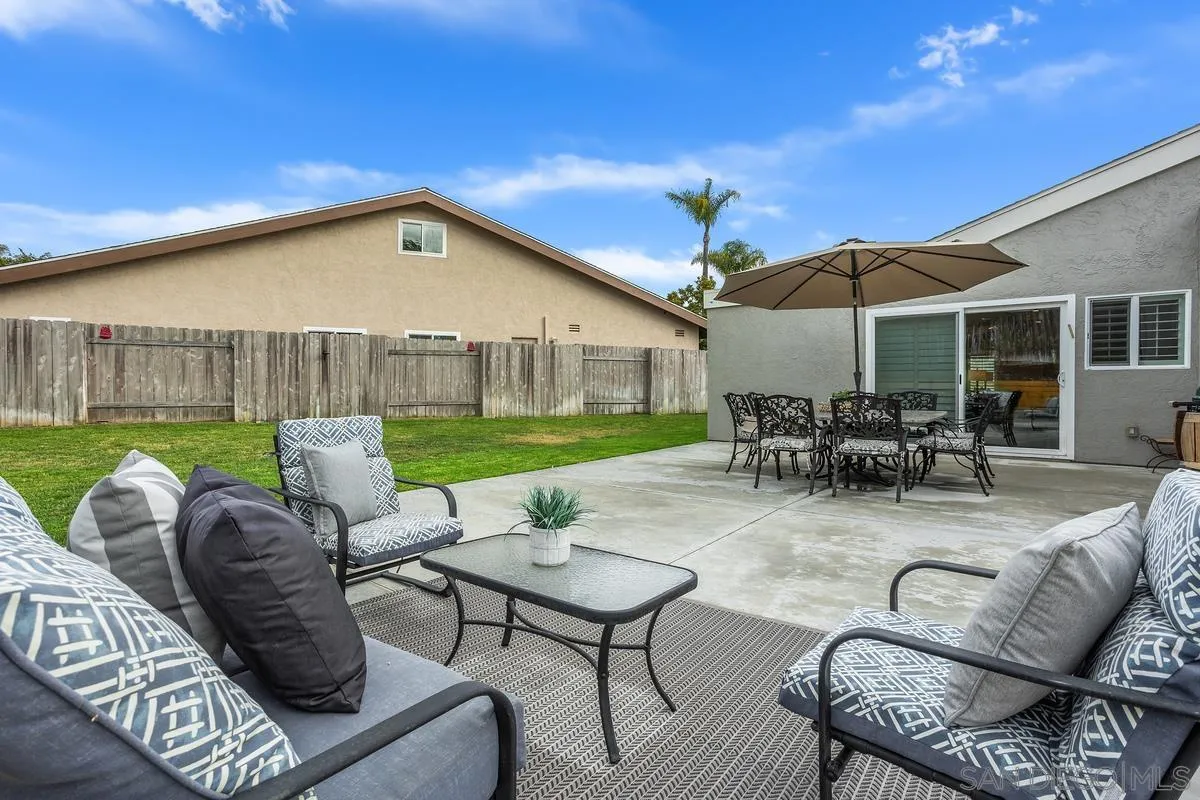 https://cdn.realtyfeed.com/cdn/127/250037616/1650e8de4d1fce71ca9cd689909c5a96.webp